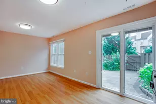 21707 Leatherleaf Cir, Sterling, VA 20164 - Photo 27