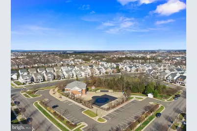42633 Homefront Terrace, Chantilly, VA 20152 - Photo 7