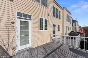 42633 Homefront Terrace, Chantilly, VA 20152 - Photo 5