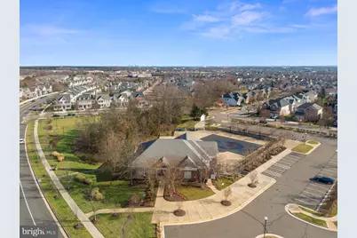 42633 Homefront Terrace, Chantilly, VA 20152 - Photo 11