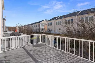 42633 Homefront Terrace, Chantilly, VA 20152 - Photo 3