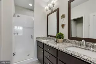 254 Bluemont Branch Terrace SE, Leesburg, VA 20175 - Photo 15