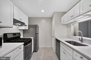 21029 Timber Ridge Terrace, Ashburn, VA 20147 - Photo 13