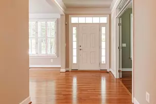 22478 Dinah Pl, Leesburg, VA 20175 - Photo 5