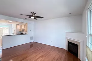 20965 Kittanning Ln, Ashburn, VA 20147 - Photo 11