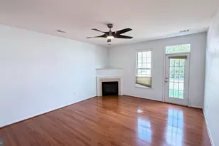 20965 Kittanning Ln, Ashburn, VA 20147 - Photo 9