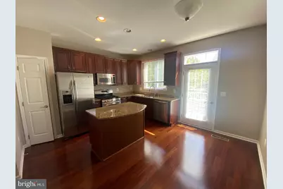 25039 Justice Drive, Chantilly, VA 20152 - Photo 9