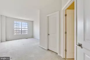 23266 Southdown Manor Terrace, Ashburn, VA 20148 - Photo 29