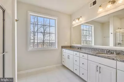 23266 Southdown Manor Terrace #101, Ashburn, VA 20148 - Photo 31