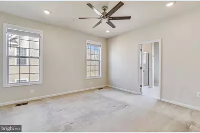 23266 Southdown Manor Terrace #101, Ashburn, VA 20148 - Photo 35