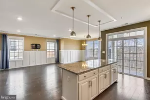 23266 Southdown Manor Terrace, Ashburn, VA 20148 - Photo 3
