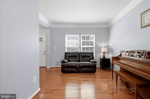 24885 McNair Pl, Aldie, VA 20105 - Photo 3