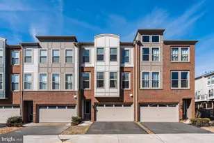 42506 Dogwood Glen Square, Sterling, VA 20166 - Photo 1