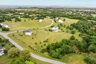 38786 Rambling Farm Dr, Hamilton, VA 20158 - Photo 83