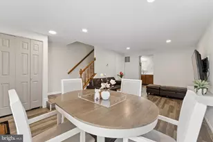 35 Bickel Ct, Sterling, VA 20165 - Photo 11