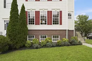 601 Burberry Terrace SE, Leesburg, VA 20175 - Photo 5