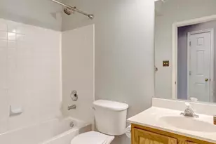 25230 Pond View Square, Chantilly, VA 20152 - Photo 39