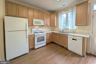 25015 Riding Center Dr, Chantilly, VA 20152 - Photo 17
