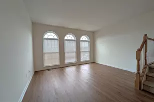 25015 Riding Center Dr, Chantilly, VA 20152 - Photo 11