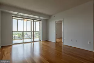 19355 Cypress Ridge Terrace, Leesburg, VA 20176 - Photo 17