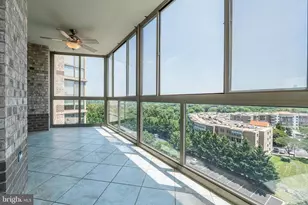 19355 Cypress Ridge Terrace, Leesburg, VA 20176 - Photo 15