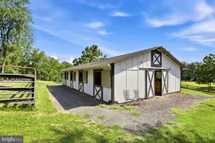 39088 Bolington Rd, Lovettsville, VA 20180 - Photo 33