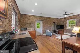 14127 Harpers Ferry Rd, Hillsboro, VA 20132 - Photo 73
