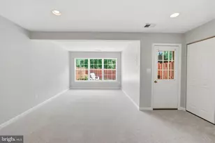 45526 Lake Haven Terrace, Potomac Falls, VA 20165 - Photo 7