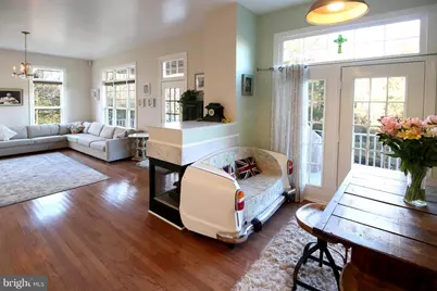 18400 Lanier Island Square, Leesburg, VA 20176 - Photo 7