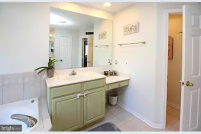 18400 Lanier Island Square, Leesburg, VA 20176 - Photo 25