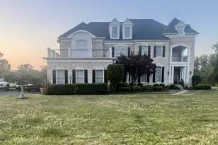 19876 Somercote Ln, Leesburg, VA 20175 - Photo 3