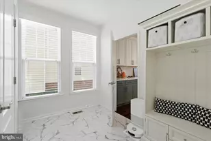 42522 Stratford Landing Dr, Brambleton, VA 20148 - Photo 17