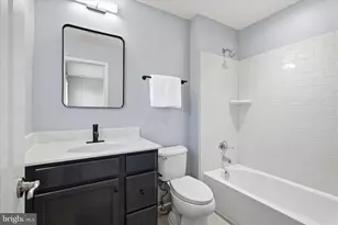 42522 Stratford Landing Dr, Brambleton, VA 20148 - Photo 25