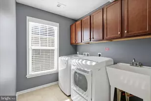 42522 Stratford Landing Dr, Brambleton, VA 20148 - Photo 29
