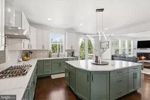 42522 Stratford Landing Dr, Brambleton, VA 20148 - Photo 15