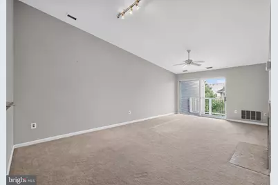 20604 Cornstalk Terrace #301, Ashburn, VA 20147 - Photo 9