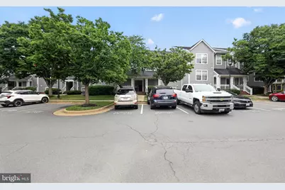 20604 Cornstalk Terrace #301, Ashburn, VA 20147 - Photo 3