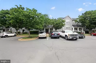 20604 Cornstalk Terrace, Ashburn, VA 20147 - Photo 3