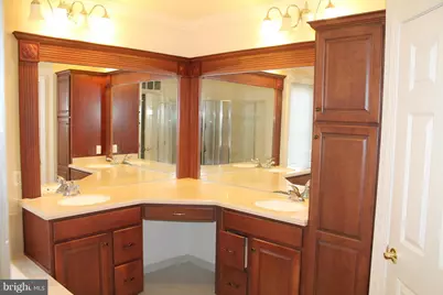 24907 Earlsford Drive, Chantilly, VA 20152 - Photo 5