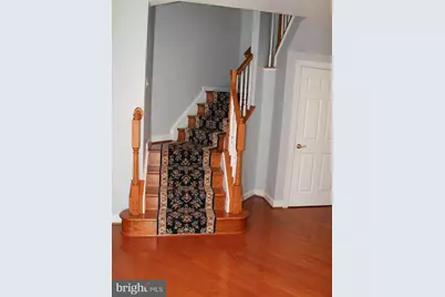 24907 Earlsford Drive, Chantilly, VA 20152 - Photo 9