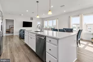46294 Mount Milstead Ter, Sterling, VA 20164 - Photo 19