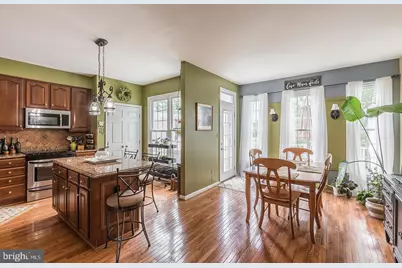 43125 Holtby Square, Chantilly, VA 20152 - Photo 9