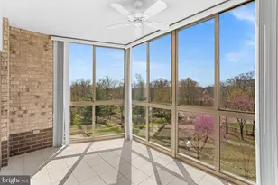 19375 Cypress Ridge Terrace, Leesburg, VA 20176 - Photo 19
