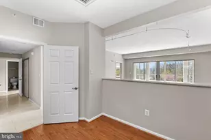 19375 Cypress Ridge Terrace, Leesburg, VA 20176 - Photo 11