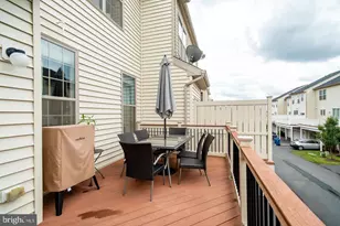 22567 Naugatuck Square, Ashburn, VA 20148 - Photo 17