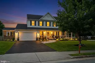 404 Autumn Chase Ct, Purcellville, VA 20132 - Photo 1