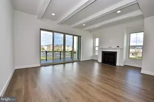 20686 Glenmont Ter, Ashburn, VA 20147 - Photo 9