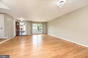 1020 Smartts Ln NE, Leesburg, VA 20176 - Photo 5