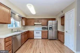 1020 Smartts Ln NE, Leesburg, VA 20176 - Photo 5
