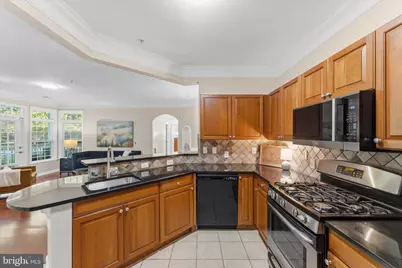 503 Sunset View Terrace SE #101, Leesburg, VA 20175 - Photo 7